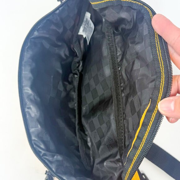 VANS Off the Wall Fanny Pack Yellow Canvas 4 Pocket Crossbody Waist Bag 16" - Picture 6 of 11